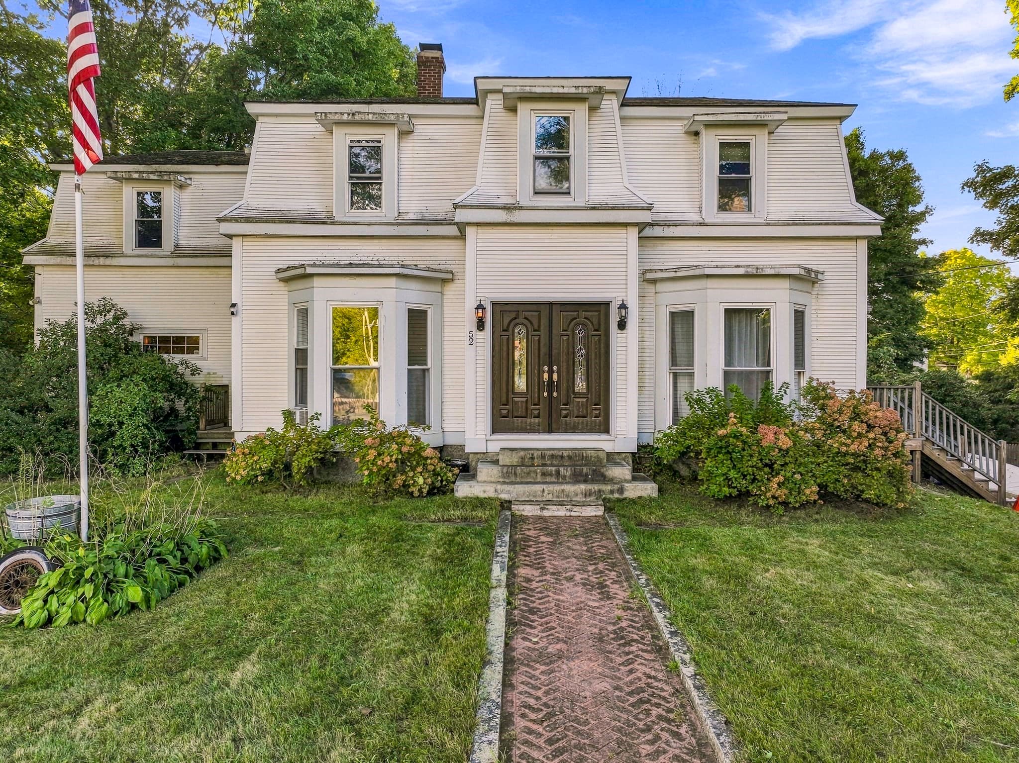 52 Central St, Millville MA 01529