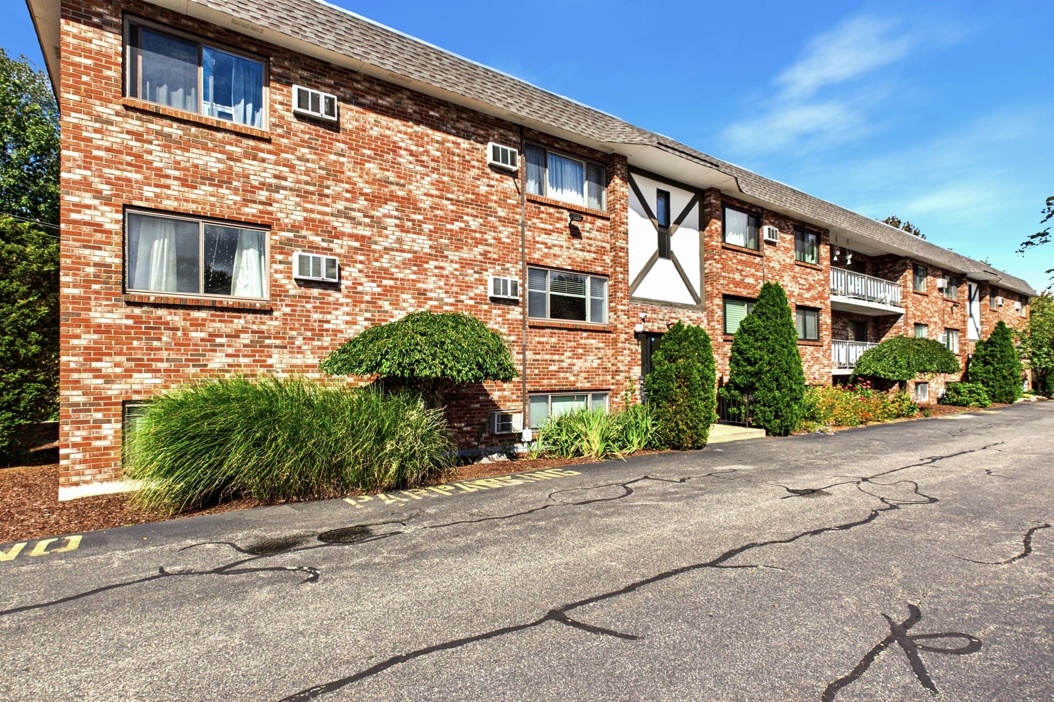Condominium at 33 Mccormick Ter # 39, Stoughton MA 02072, Stoughton, photo 2 of 20