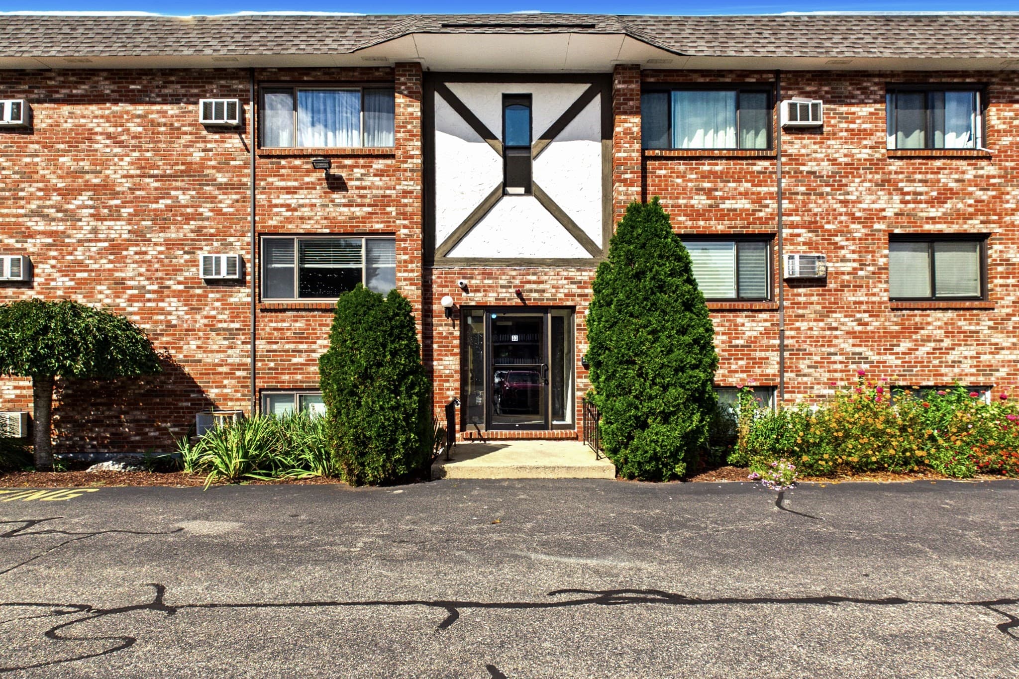 33 Mccormick Ter # 39, Stoughton MA 02072