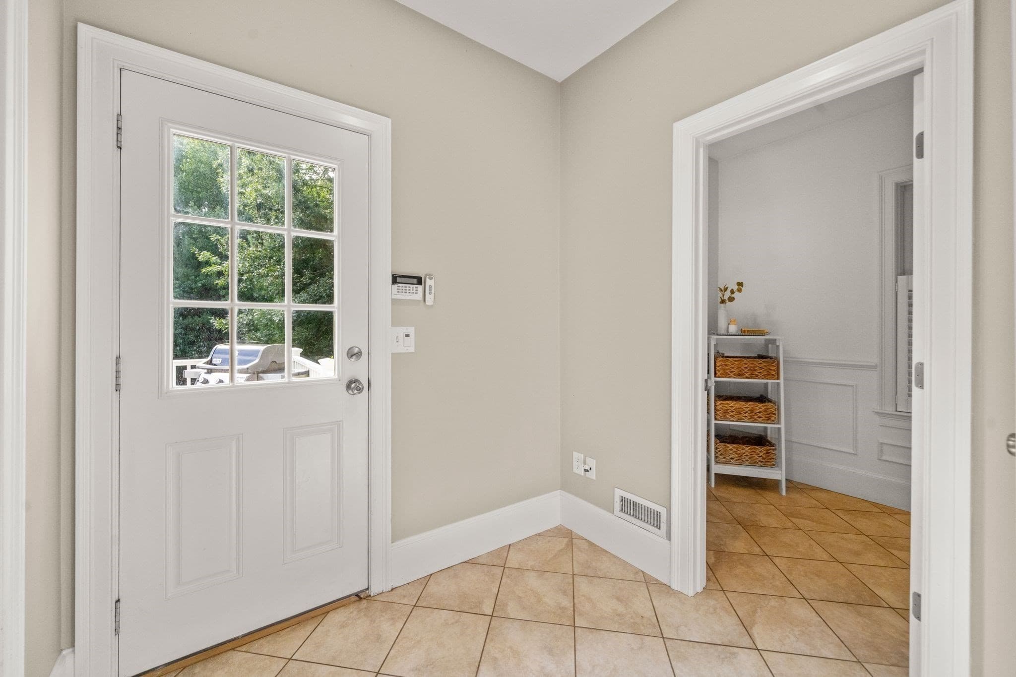 Single Family Residence at Eleven Tappan Wy, Lynnfield MA 01940, Lynnfield, photo 13 of 42