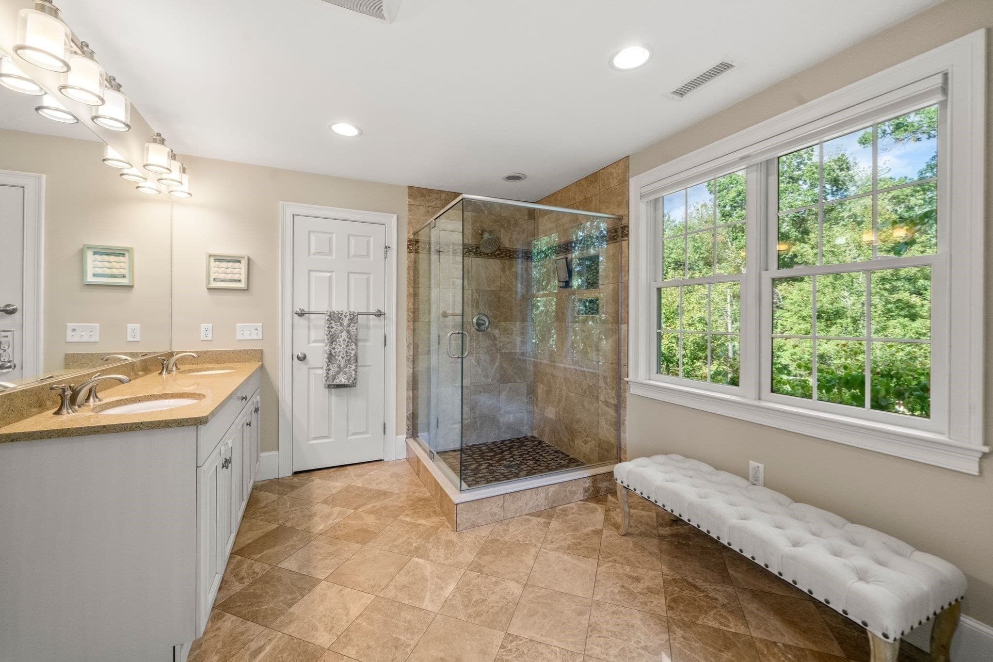 Single Family Residence at Eleven Tappan Wy, Lynnfield MA 01940, Lynnfield, photo 28 of 42