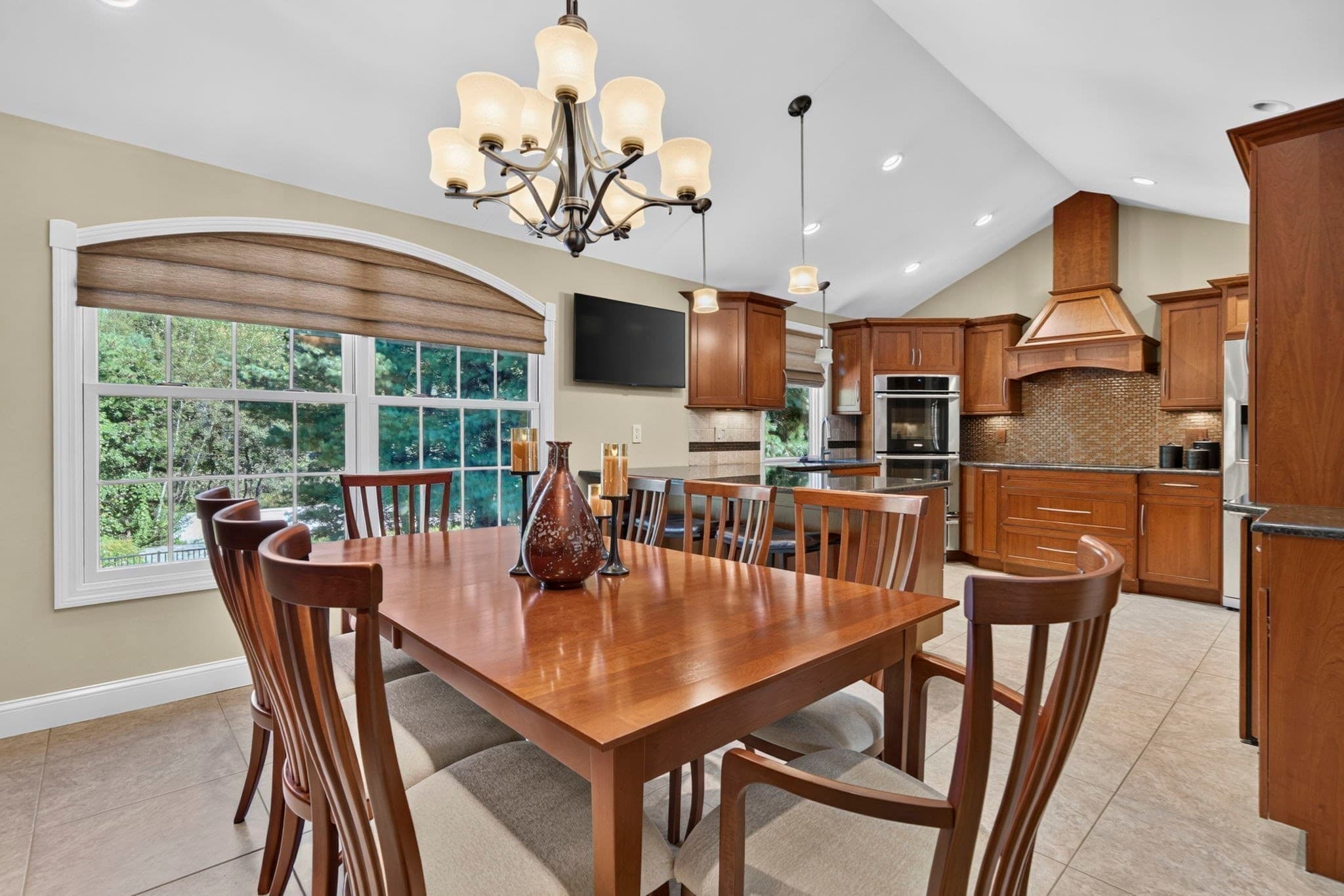 Single Family Residence at 41 Fox Run, Tewksbury MA 01876, Tewksbury, photo 7 of 42