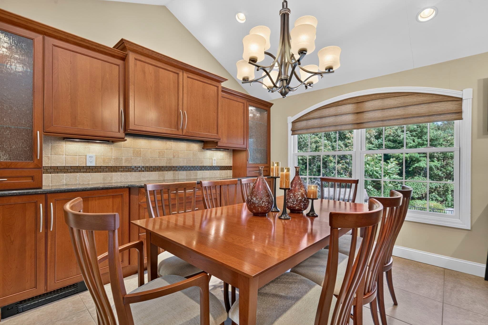 Single Family Residence at 41 Fox Run, Tewksbury MA 01876, Tewksbury, photo 9 of 42
