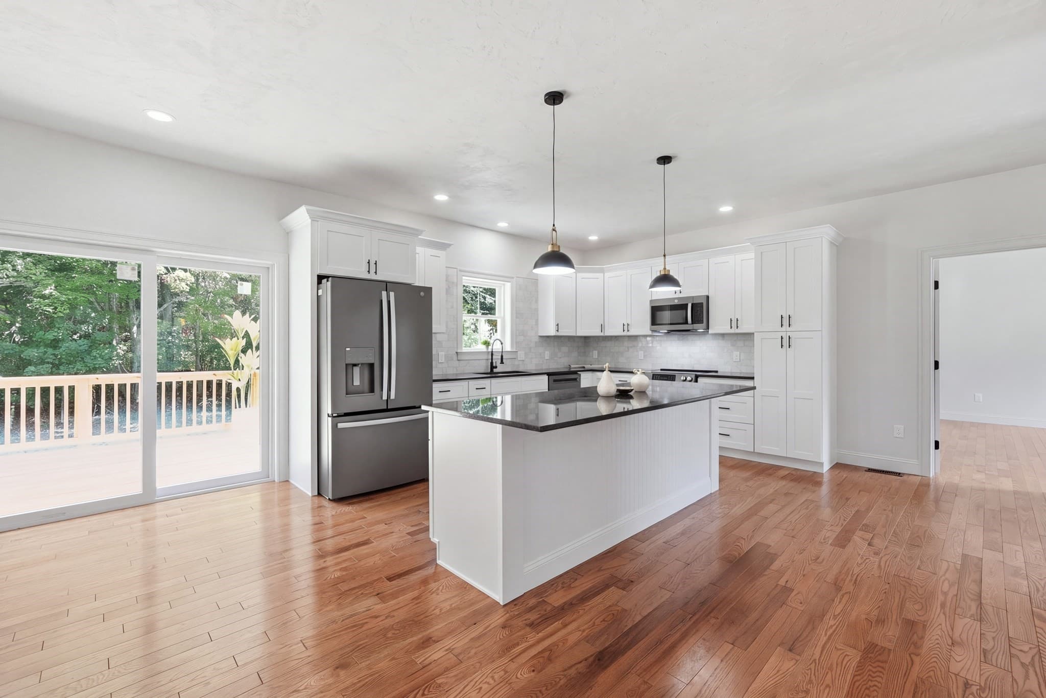 Single Family Residence at 37 N. Sullivan Rd, Charlton MA 01507, Charlton, photo 5 of 23