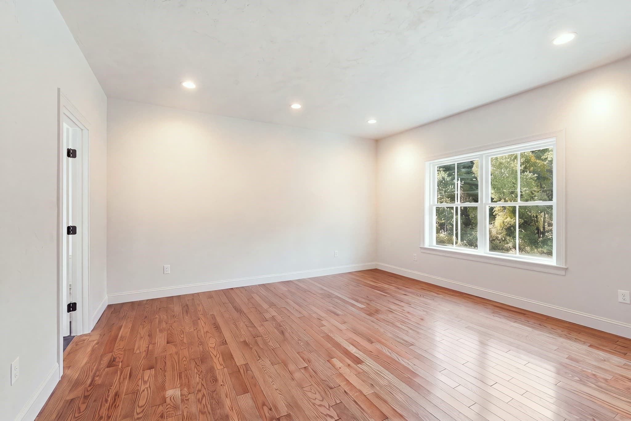 Single Family Residence at 37 N. Sullivan Rd, Charlton MA 01507, Charlton, photo 10 of 23