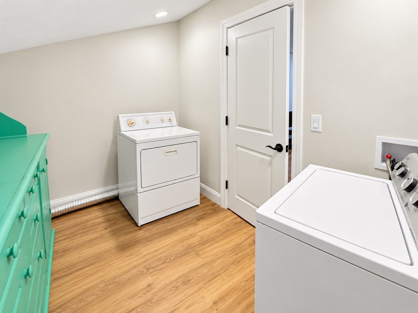 Single Family Residence at 14 Cornell Rd, Framingham MA 01701, Framingham, photo 12 of 42