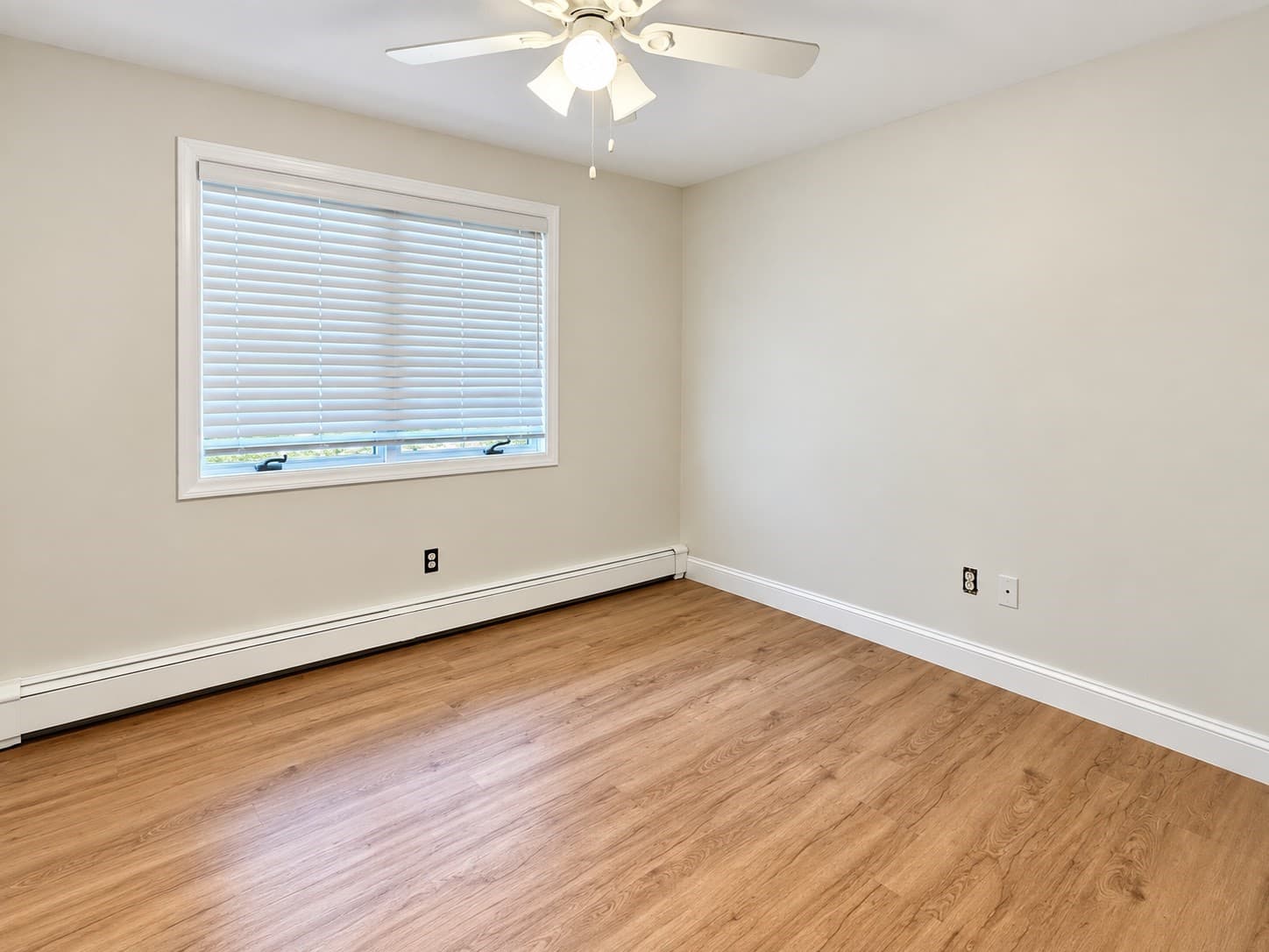 Single Family Residence at 14 Cornell Rd, Framingham MA 01701, Framingham, photo 15 of 42