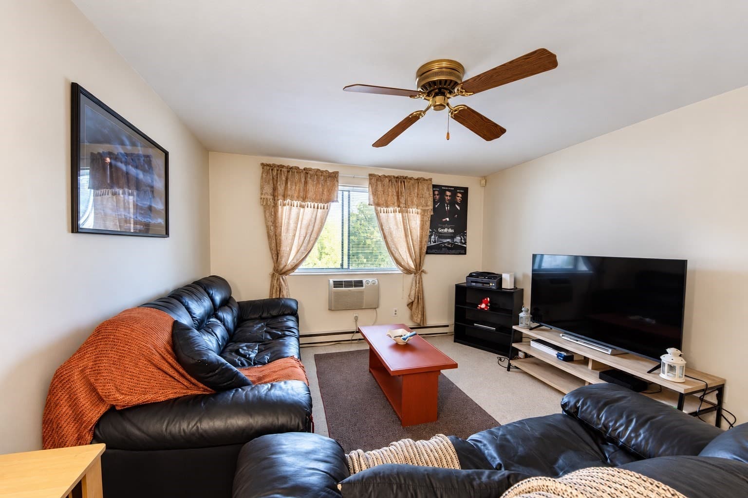 Condominium at 12 Kendall Ave # 17, Framingham MA 01702, Framingham, photo 2 of 21