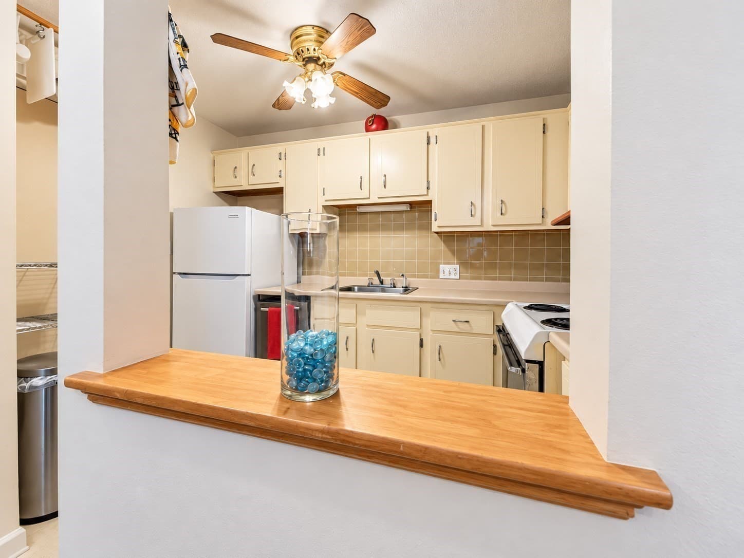 Condominium at 12 Kendall Ave # 17, Framingham MA 01702, Framingham, photo 13 of 21