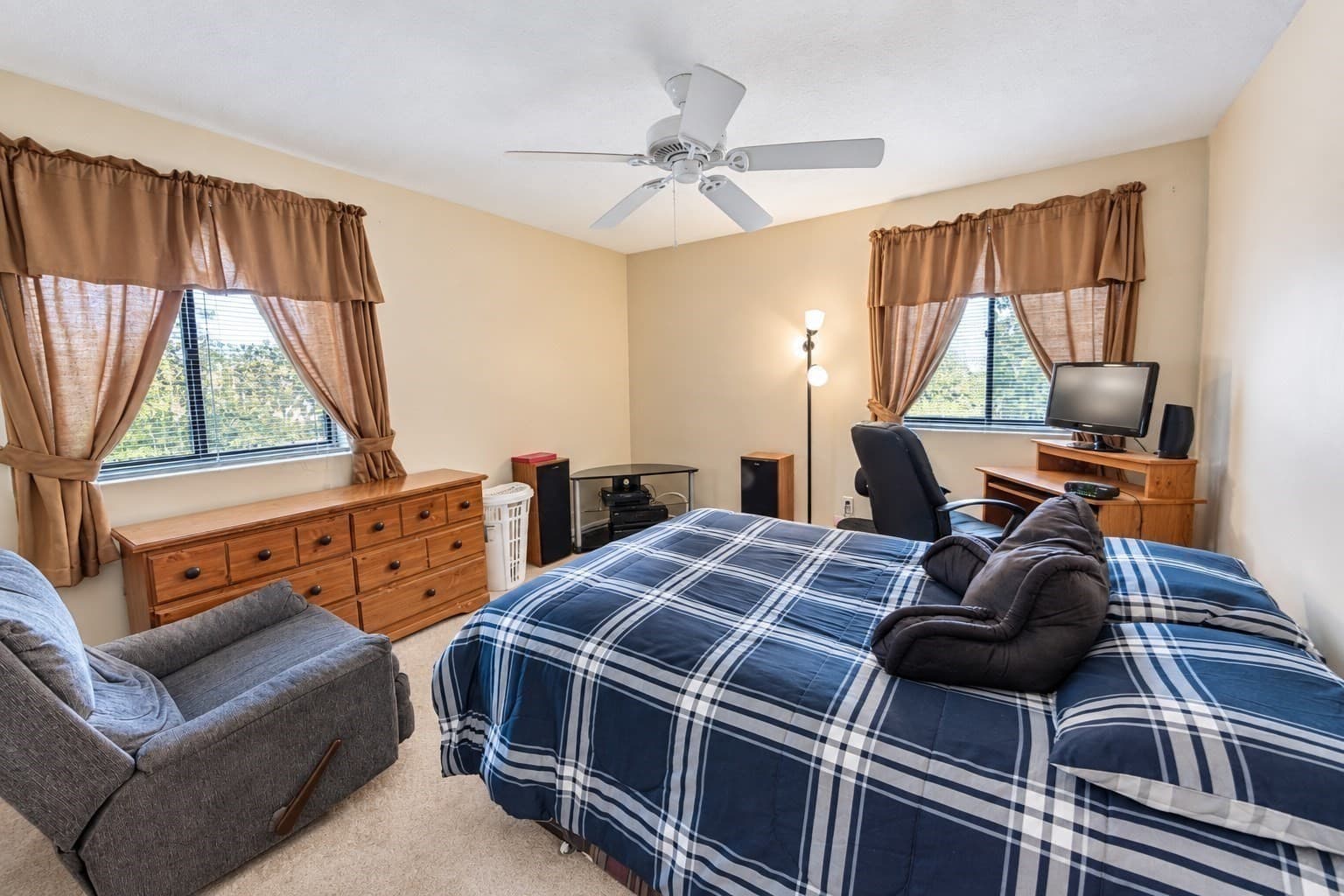 Condominium at 12 Kendall Ave # 17, Framingham MA 01702, Framingham, photo 19 of 21