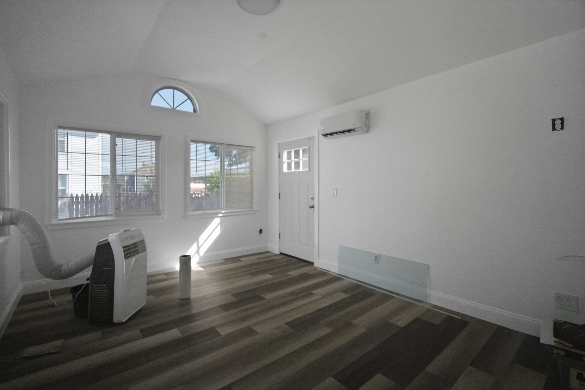 Single Family Residence at 150 Lawndale St, Chicopee MA 01013, Chicopee, photo 13 of 25