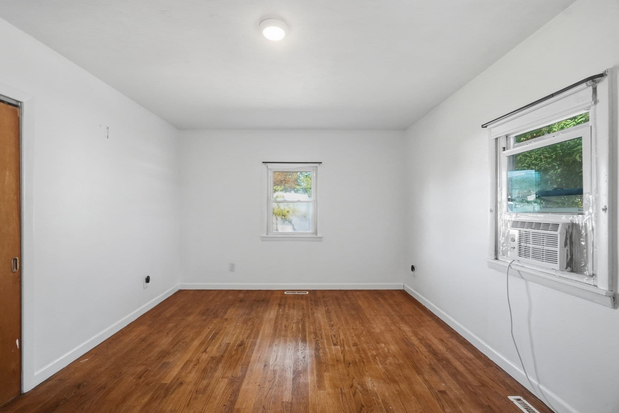 Single Family Residence at 150 Lawndale St, Chicopee MA 01013, Chicopee, photo 16 of 25
