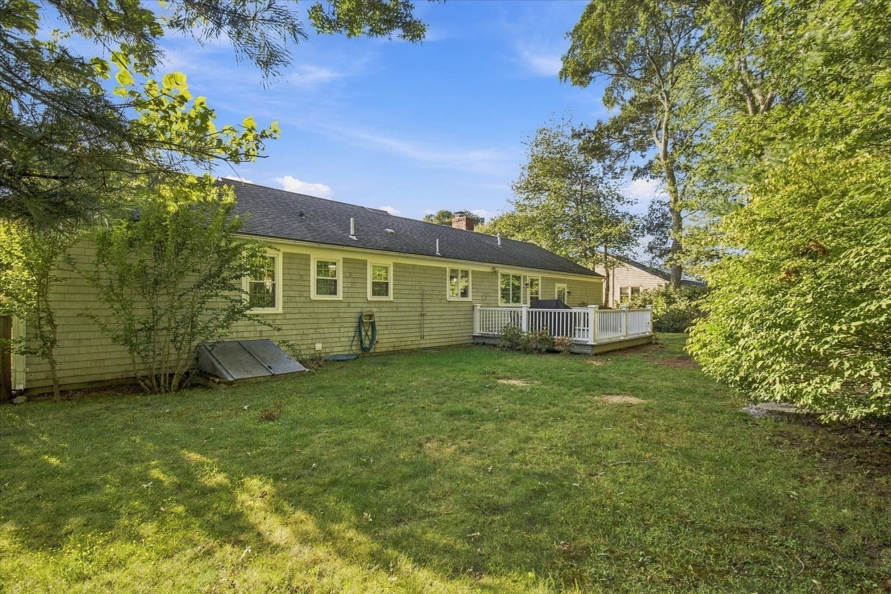Single Family Residence at 402 Prince Hinckley Rd, Barnstable MA 02632, Barnstable, photo 2 of 29