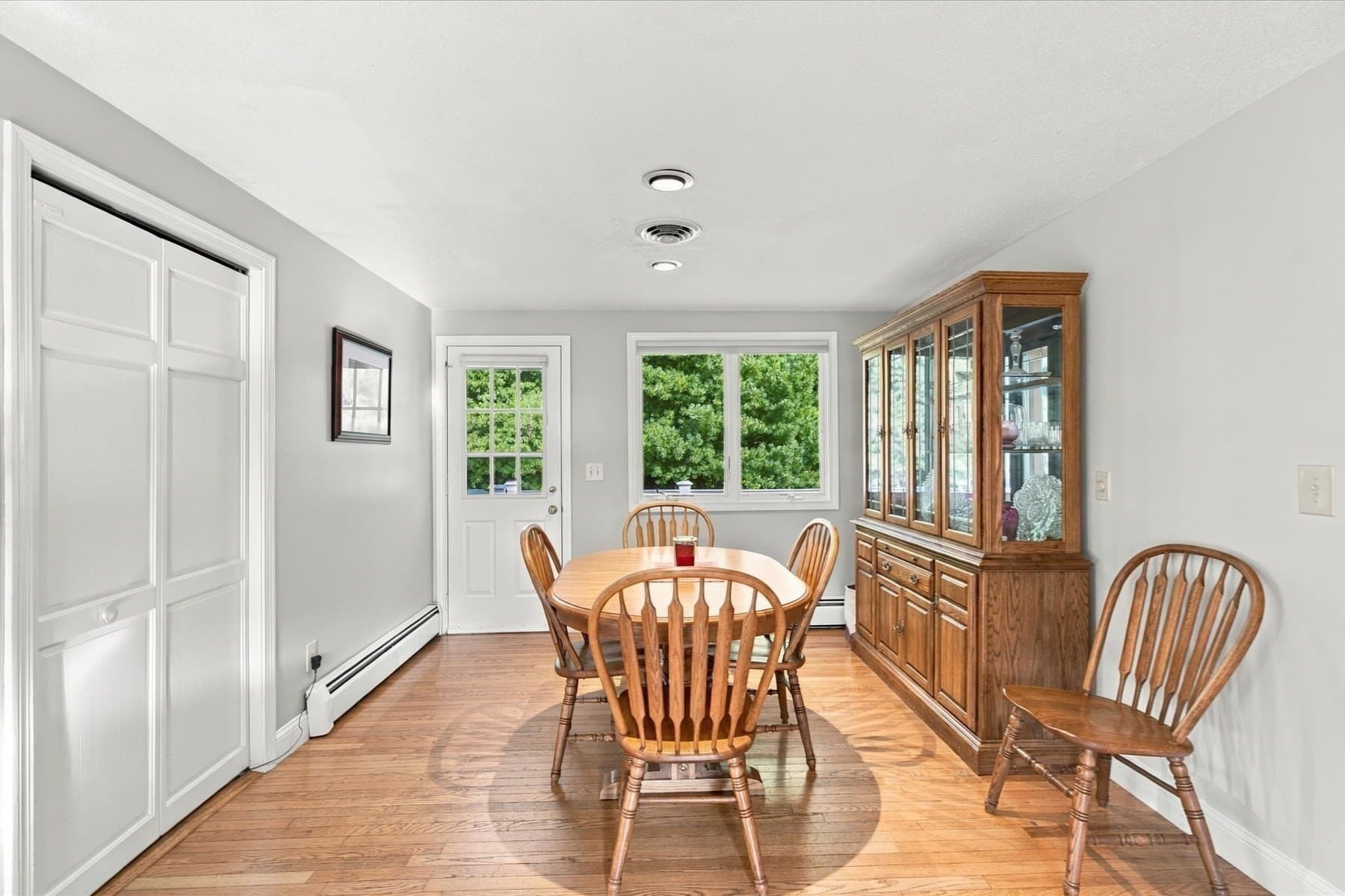 Single Family Residence at 402 Prince Hinckley Rd, Barnstable MA 02632, Barnstable, photo 12 of 29