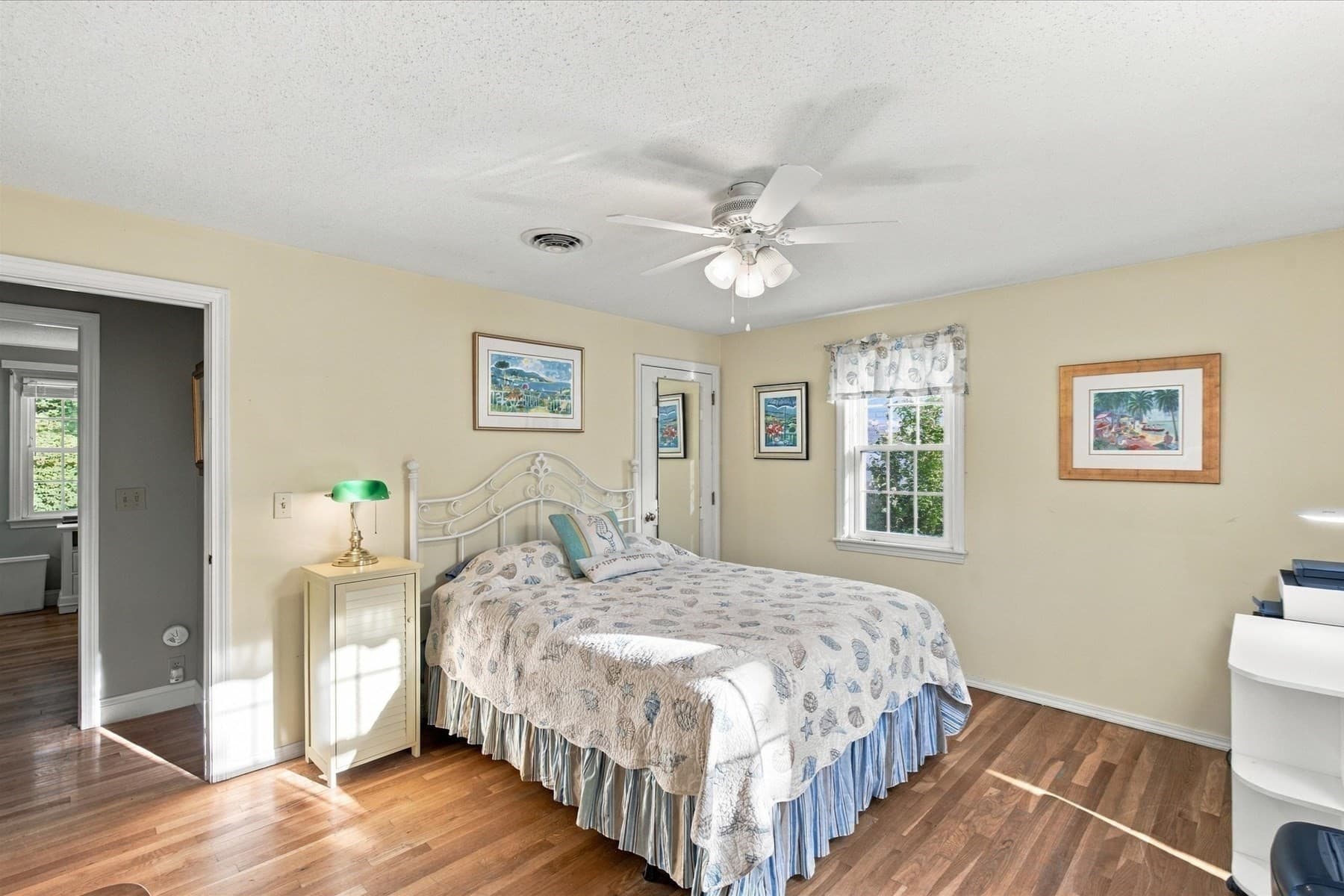 Single Family Residence at 402 Prince Hinckley Rd, Barnstable MA 02632, Barnstable, photo 24 of 29
