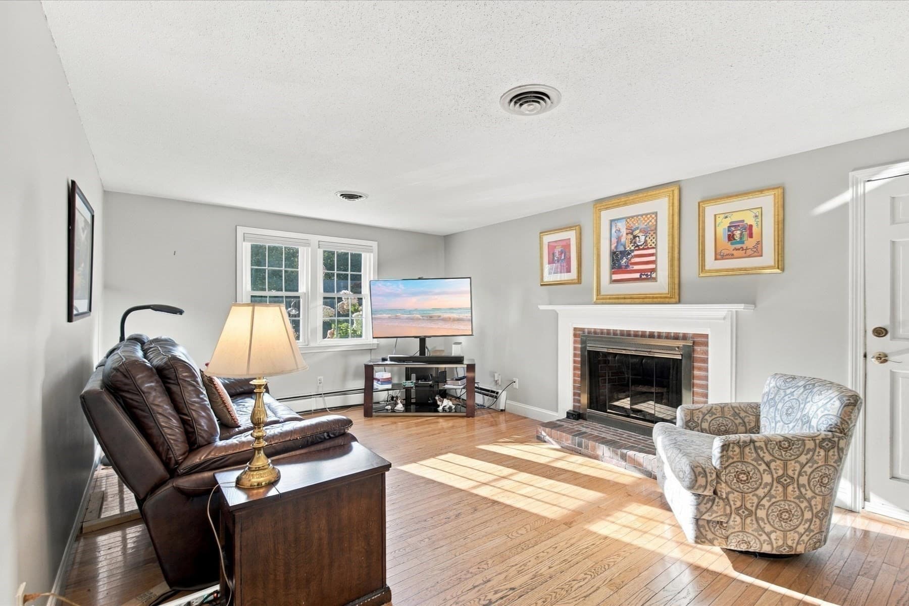 Single Family Residence at 402 Prince Hinckley Rd, Barnstable MA 02632, Barnstable, photo 15 of 29