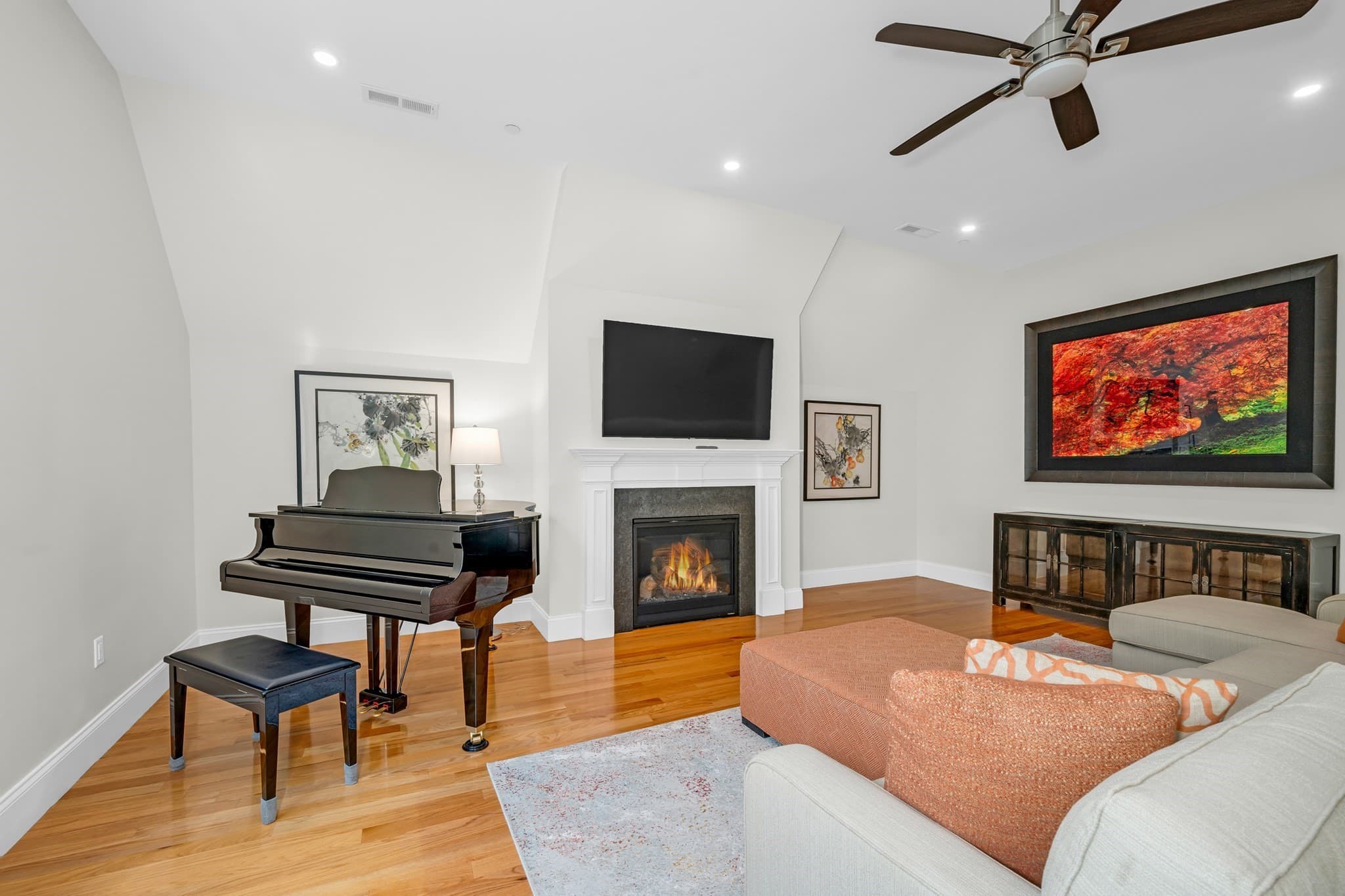 Condominium at 10 Robert Dr # 10, Andover MA 01810, Andover, photo 19 of 37