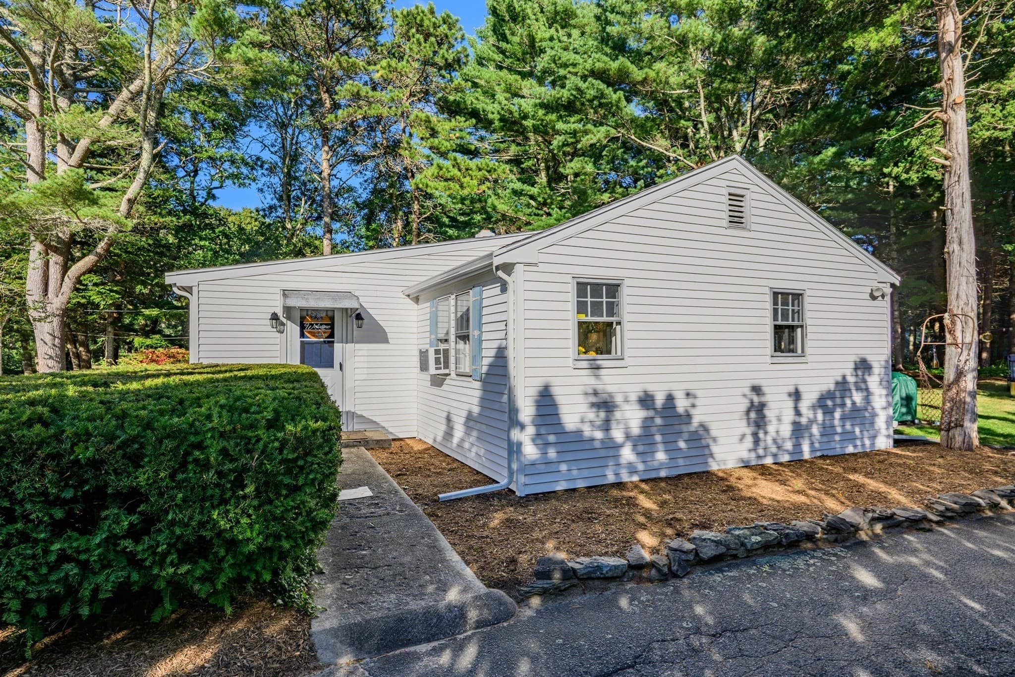 Single Family Residence at 466 Old Mill Rd, Barnstable MA 02655, Barnstable, photo 2 of 35