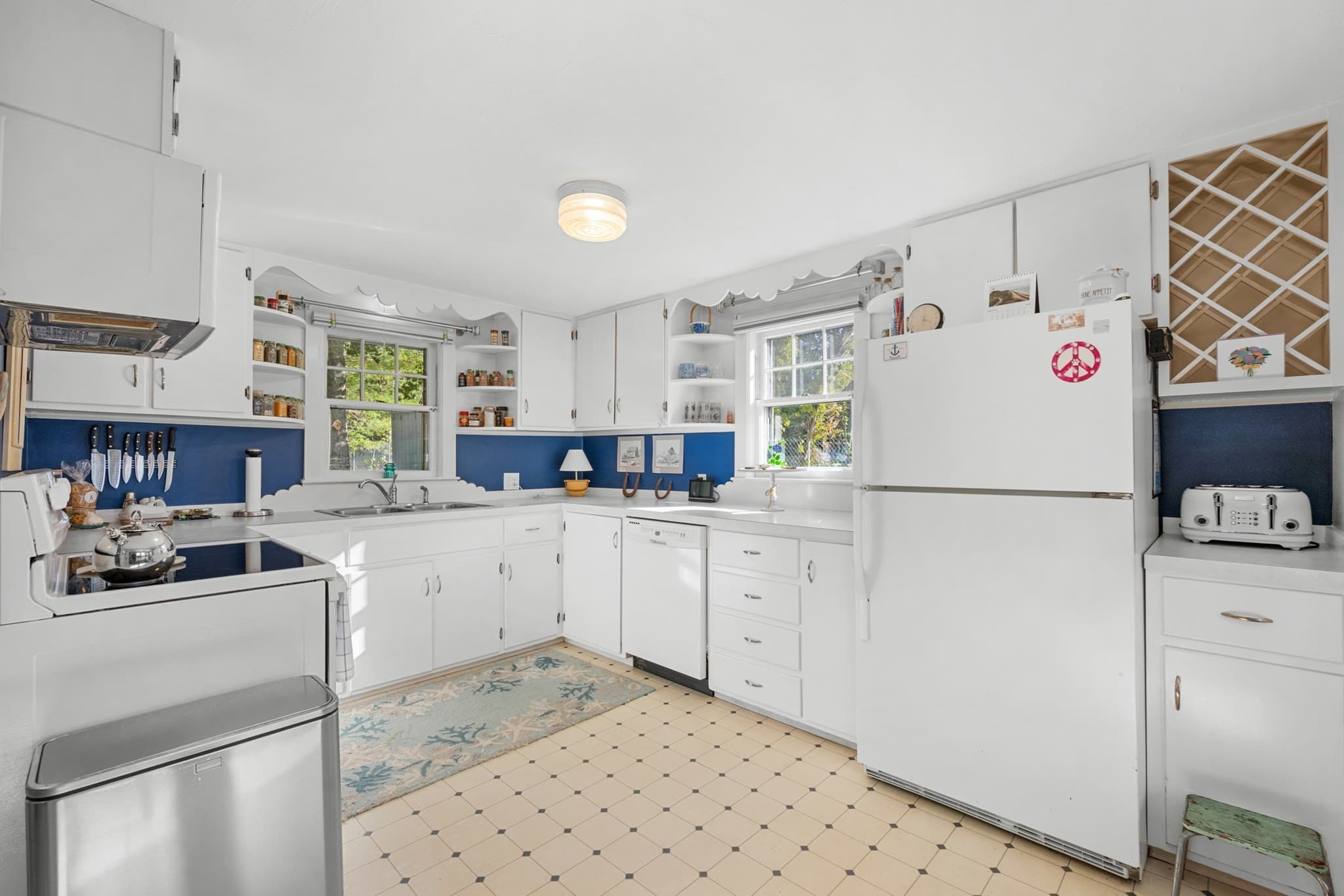 Single Family Residence at 466 Old Mill Rd, Barnstable MA 02655, Barnstable, photo 12 of 35