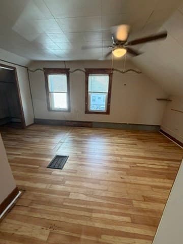 Single Family Residence at 148 Hamlet St, Fall River MA 02724, Fall River, photo 12 of 17