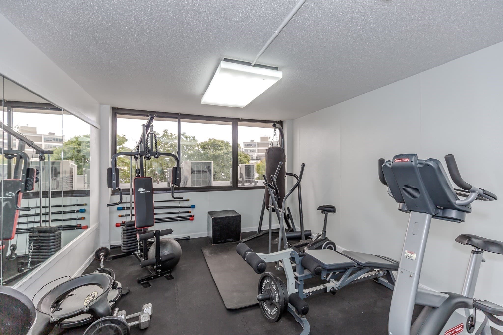 Condominium at 70 Southbridge Street # 705, Worcester CT 06180, Worcester, photo 20 of 23