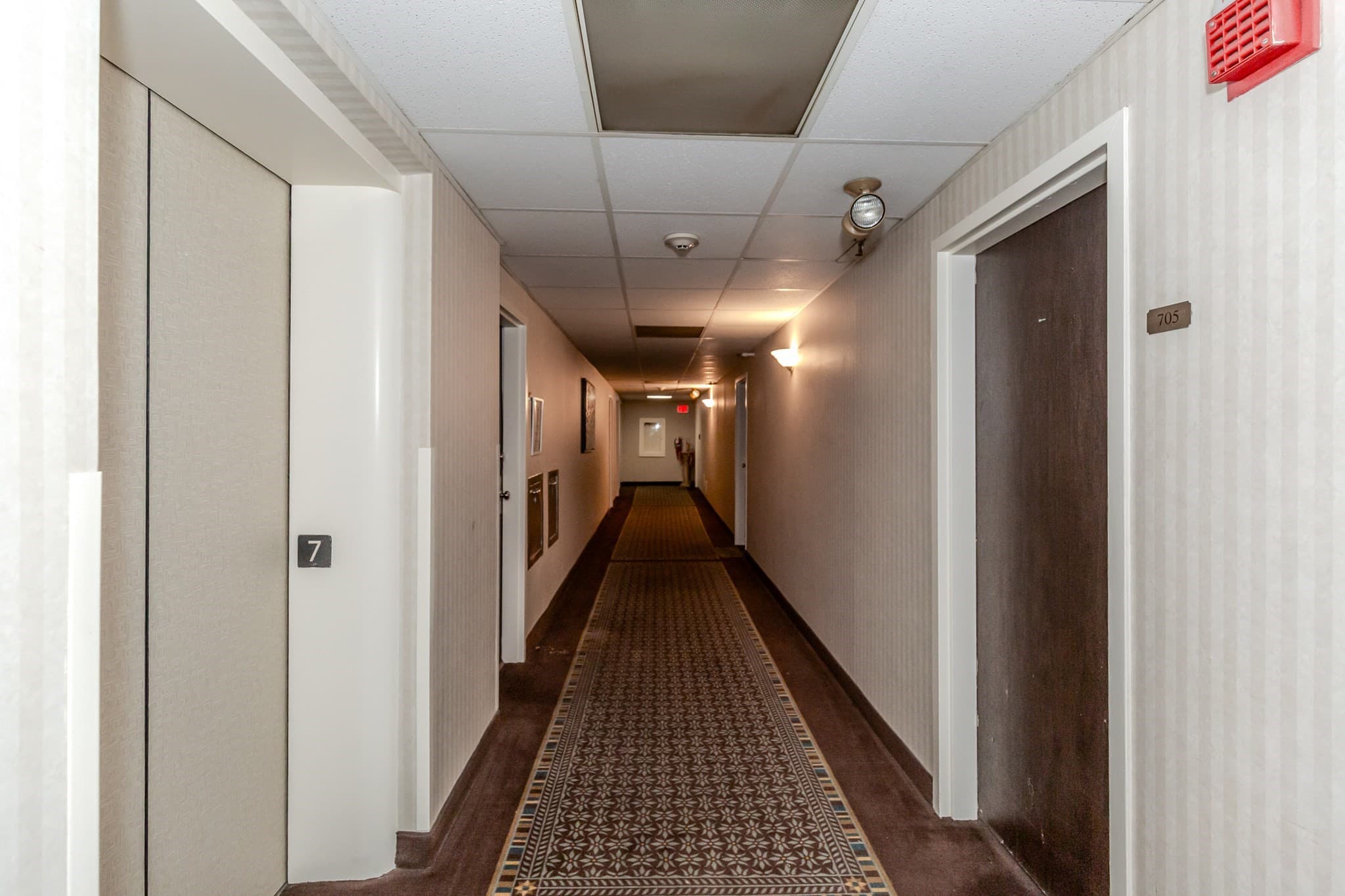 Condominium at 70 Southbridge Street # 705, Worcester CT 06180, Worcester, photo 4 of 23