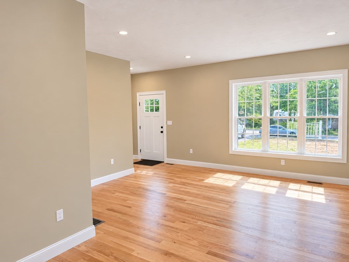 Single Family Residence at 23 Water St, Berkley MA 02779, Berkley, photo 13 of 42