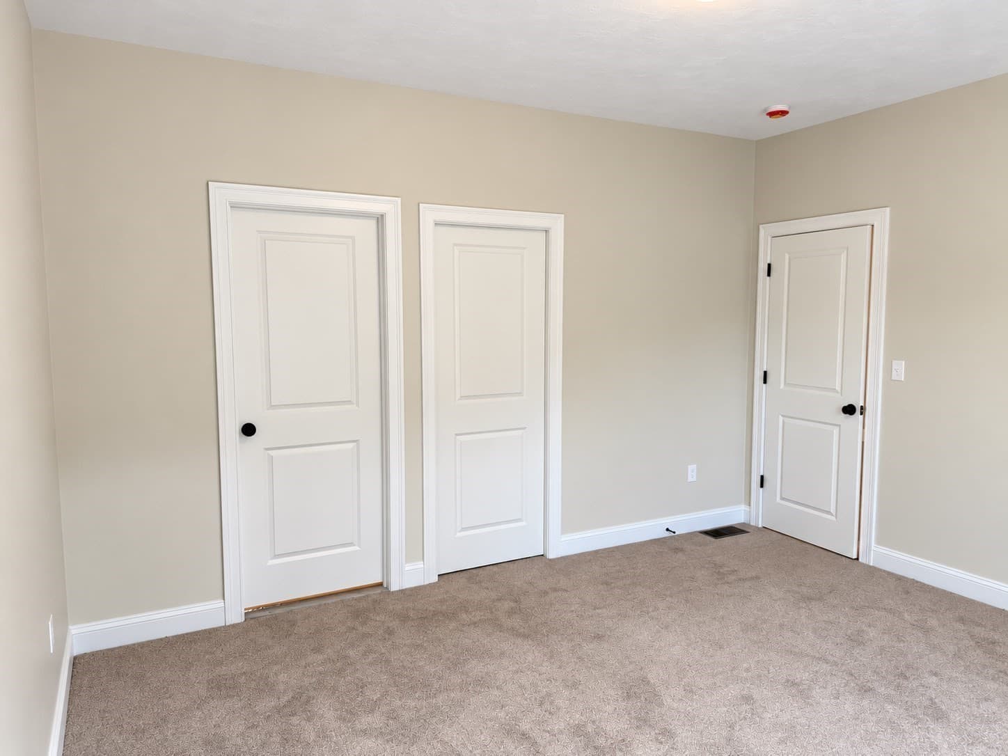 Single Family Residence at 23 Water St, Berkley MA 02779, Berkley, photo 17 of 42