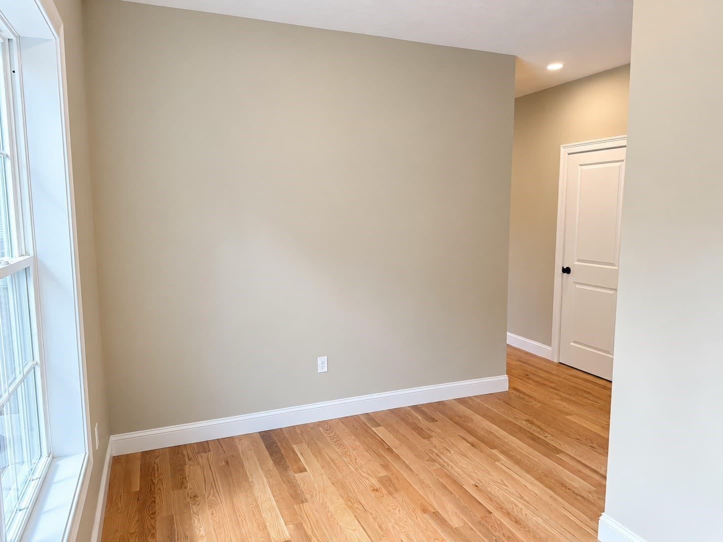 Single Family Residence at 23 Water St, Berkley MA 02779, Berkley, photo 24 of 42