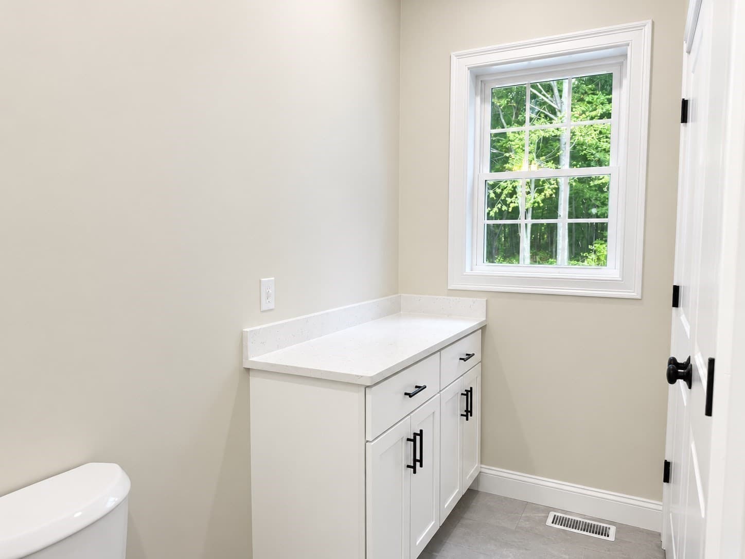 Single Family Residence at 23 Water St, Berkley MA 02779, Berkley, photo 31 of 42