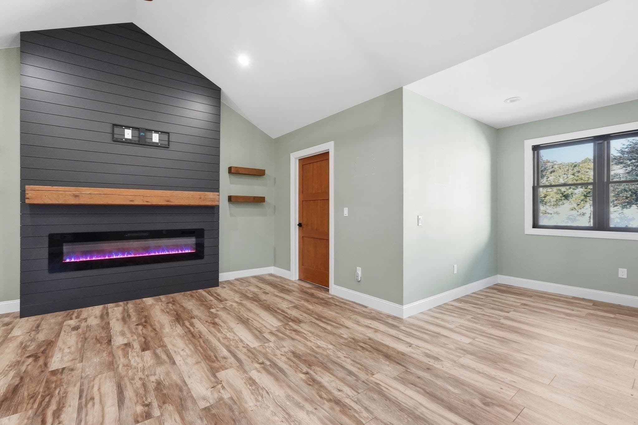 Single Family Residence at 681 Center St, Ludlow MA 01056, Ludlow, photo 12 of 28