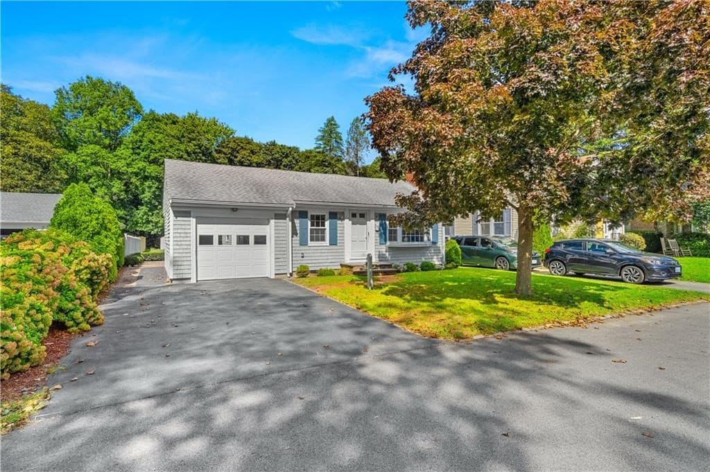 Single Family Residence at 19 Beaumont Street, East Providence RI 02916, East Providence, photo 2 of 38