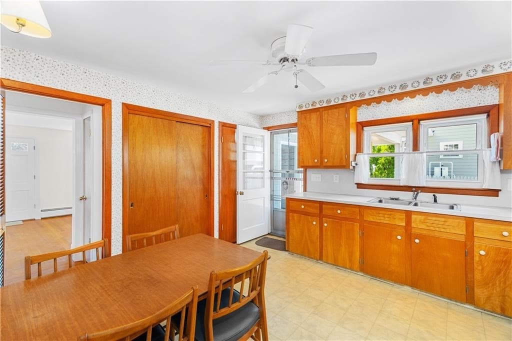 Single Family Residence at 19 Beaumont Street, East Providence RI 02916, East Providence, photo 13 of 38