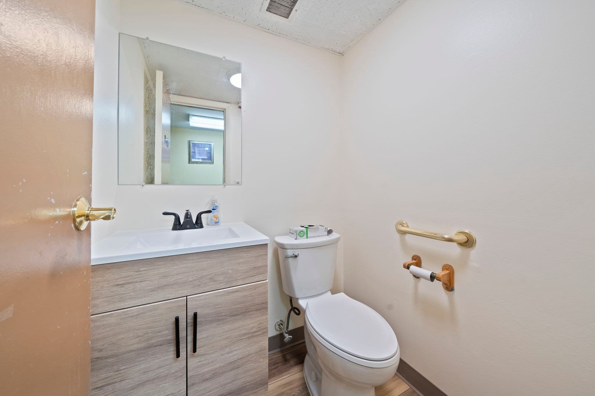 Commercial Sale at 44 Diauto Dr, Randolph MA 02368, Randolph, photo 17 of 29