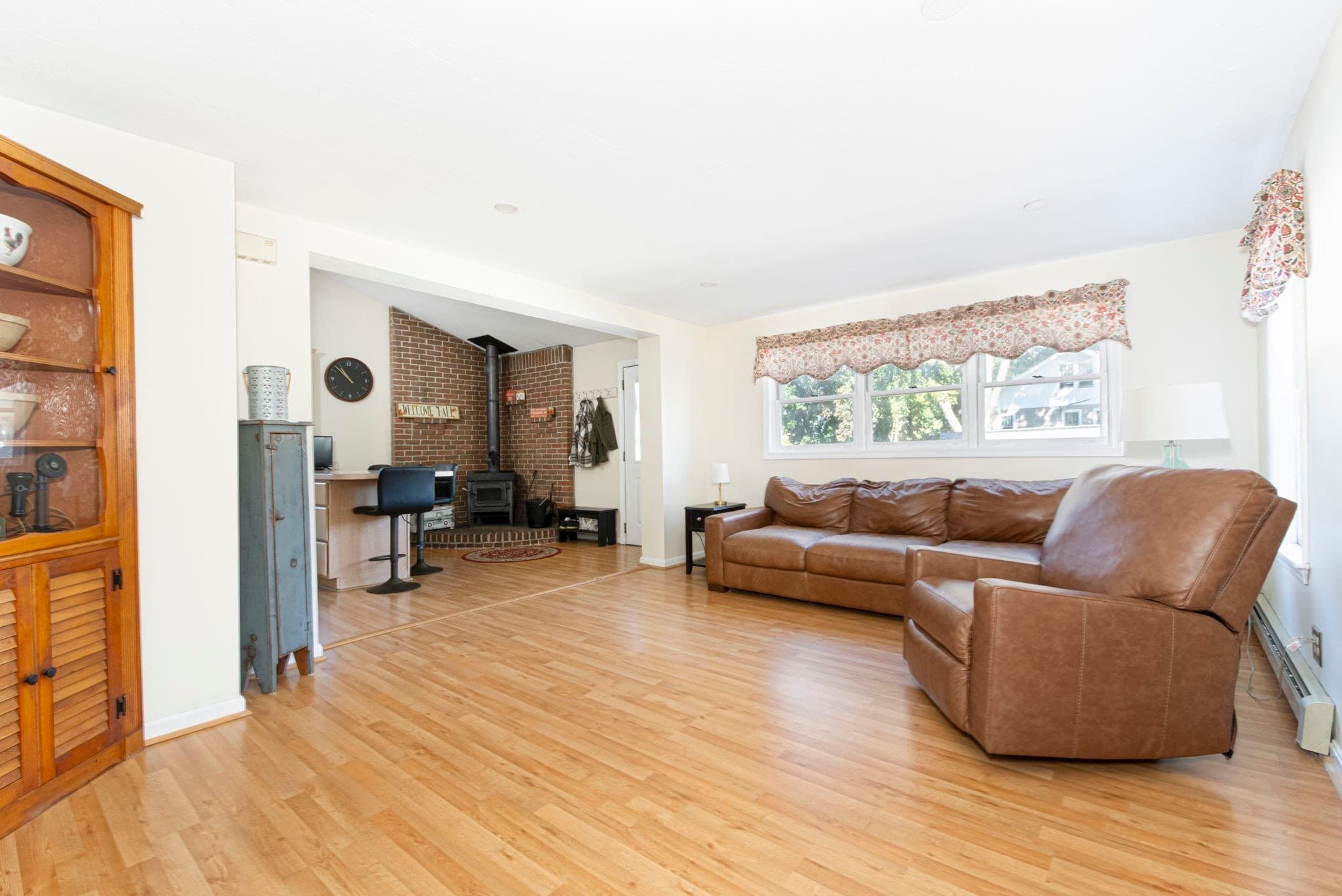 Single Family Residence at 24 Lake St, Hudson MA 01749, Hudson, photo 4 of 36