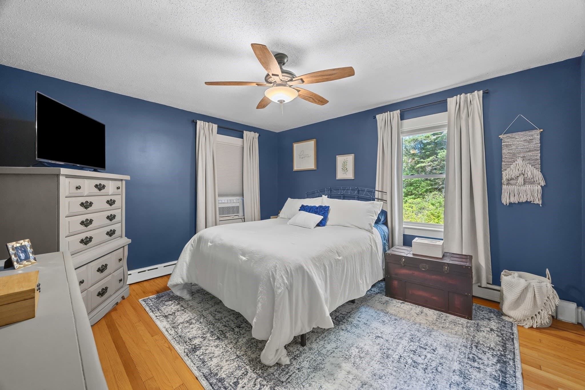 Single Family Residence at 39 E Charlton Rd, Spencer MA 01562, Spencer, photo 16 of 31