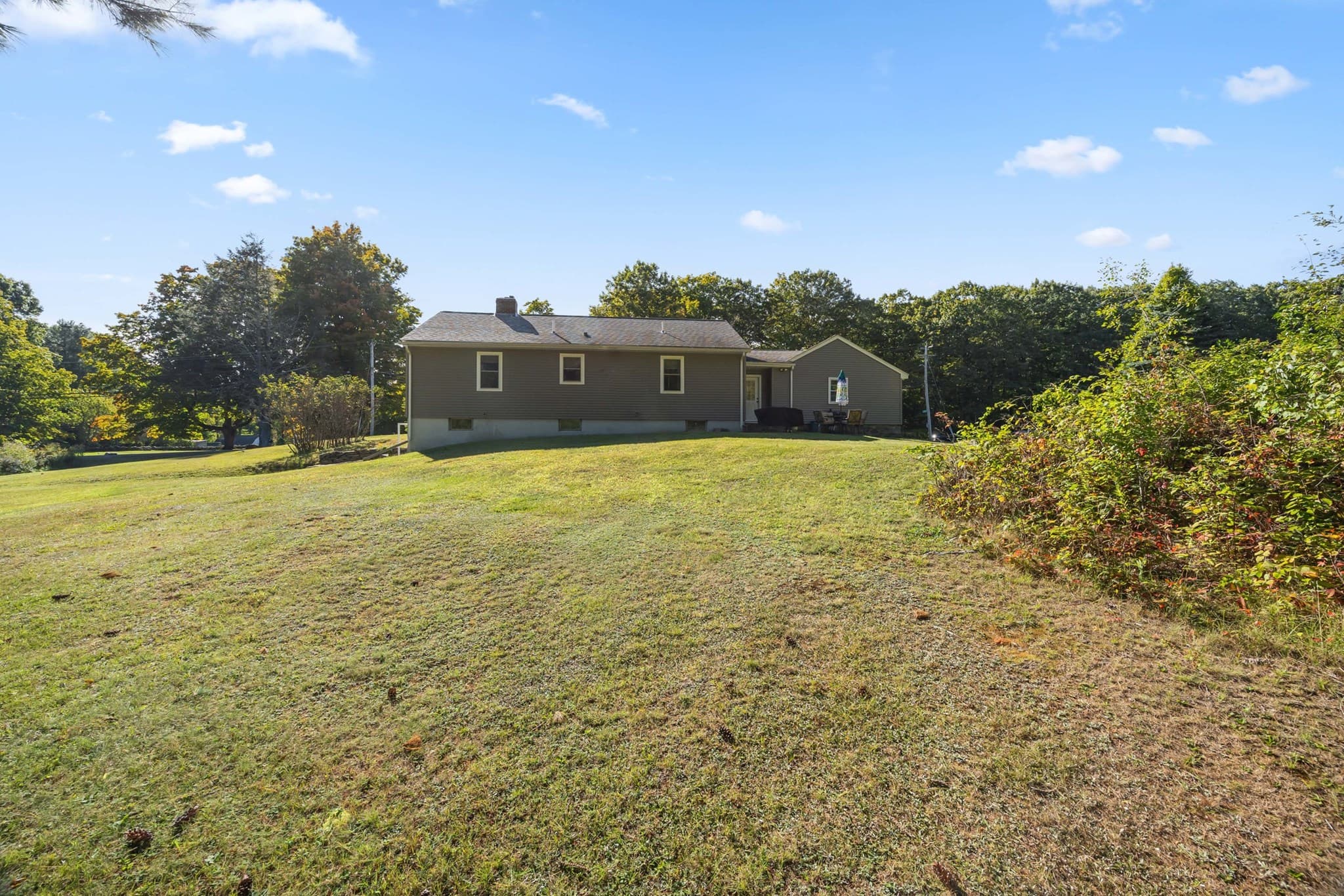 Single Family Residence at 39 E Charlton Rd, Spencer MA 01562, Spencer, photo 26 of 31