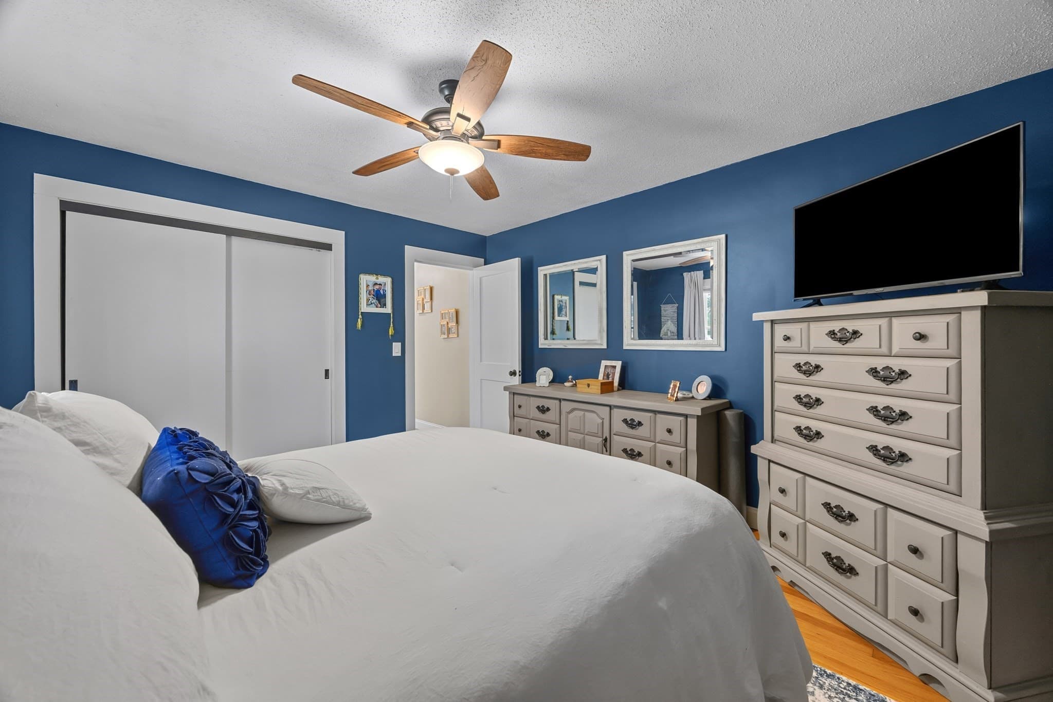 Single Family Residence at 39 E Charlton Rd, Spencer MA 01562, Spencer, photo 15 of 31