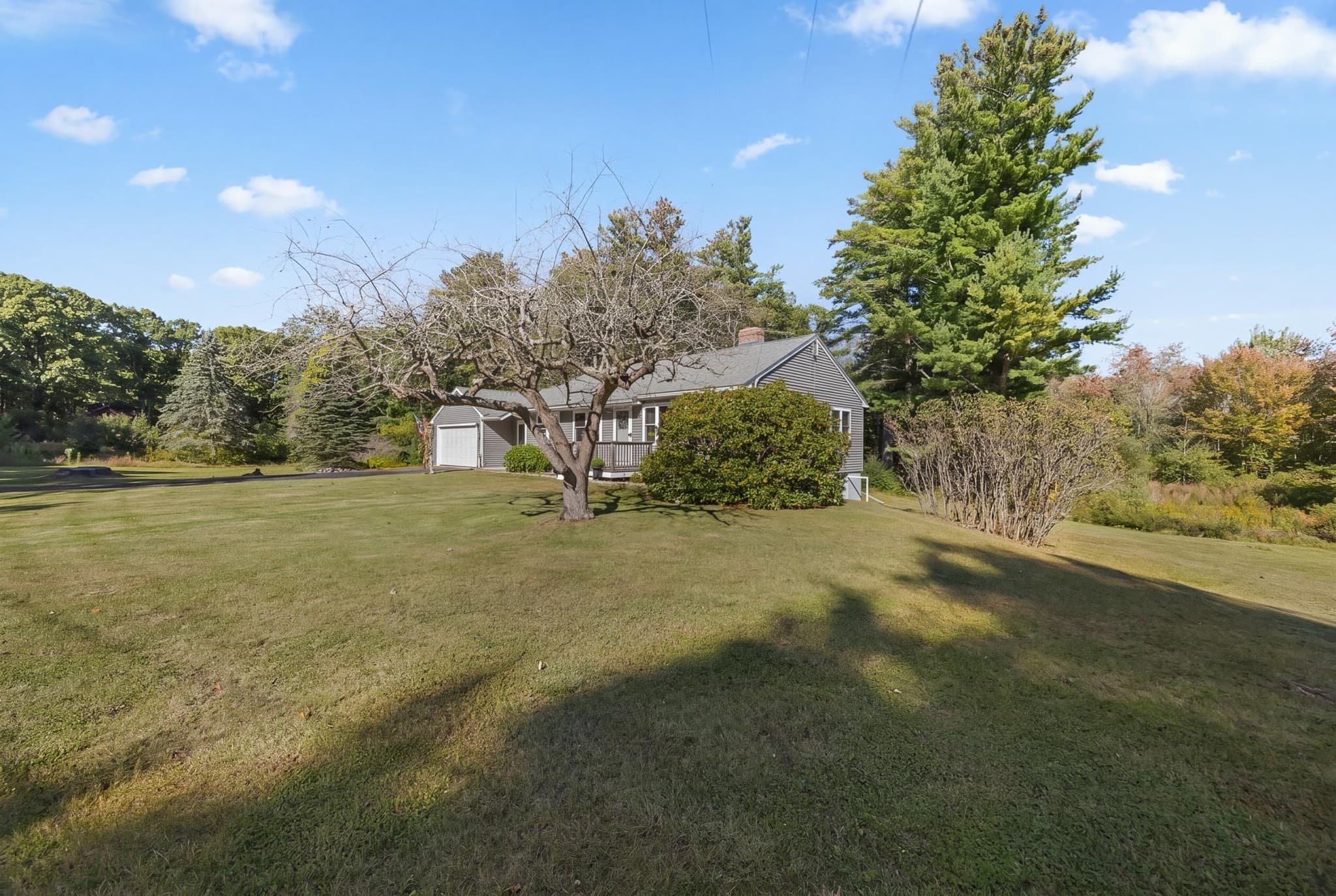 Single Family Residence at 39 E Charlton Rd, Spencer MA 01562, Spencer, photo 4 of 31