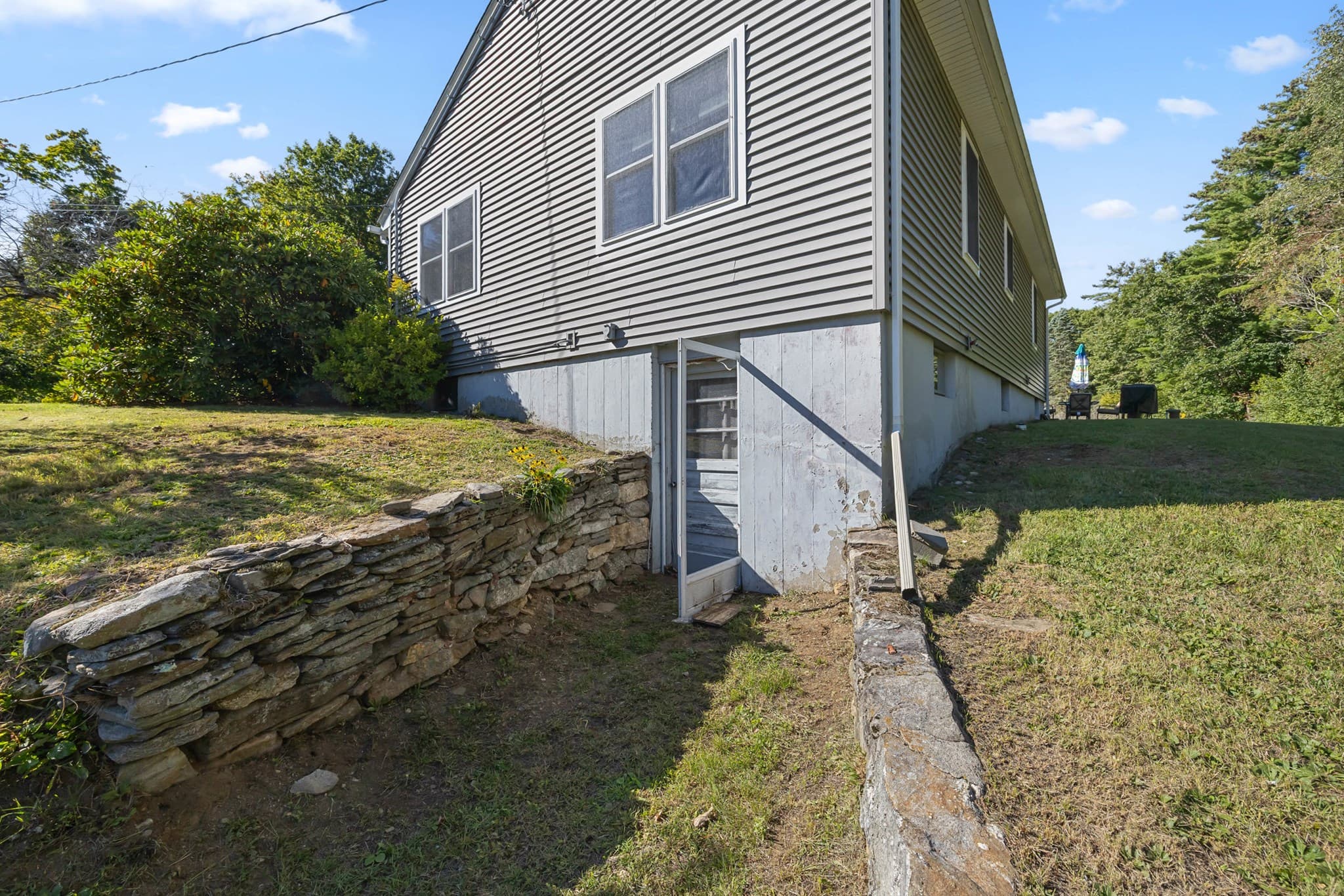 Single Family Residence at 39 E Charlton Rd, Spencer MA 01562, Spencer, photo 25 of 31