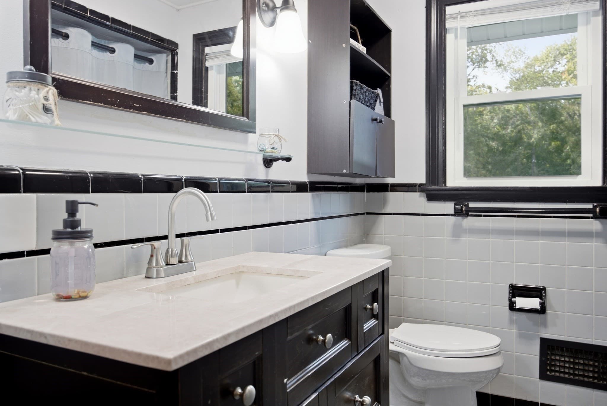 Single Family Residence at 107 Fullerton Ave, Whitman MA 02382, Whitman, photo 19 of 42