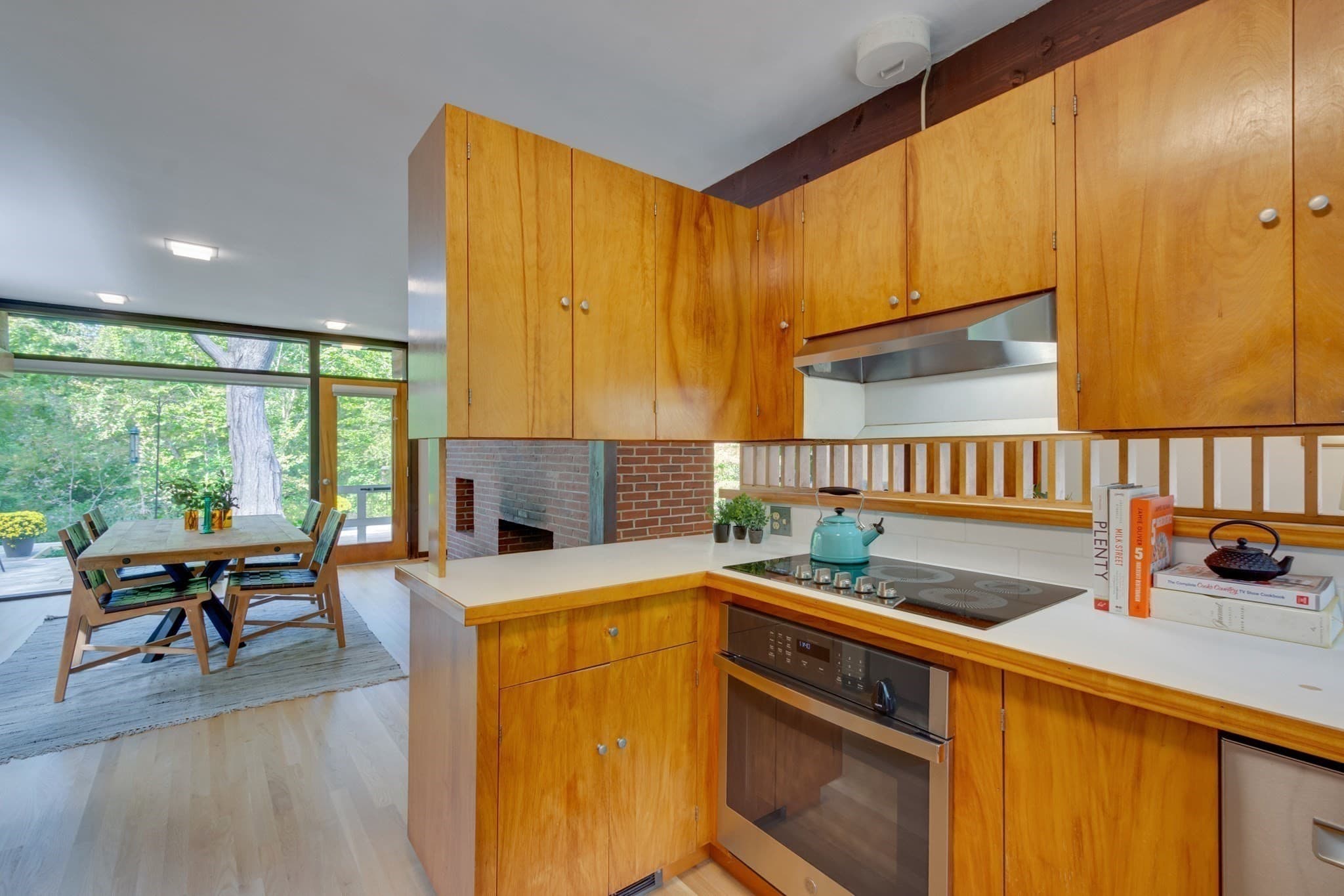 Single Family Residence at 7 Old Conant Rd, Lincoln MA 01773, Lincoln, photo 4 of 38