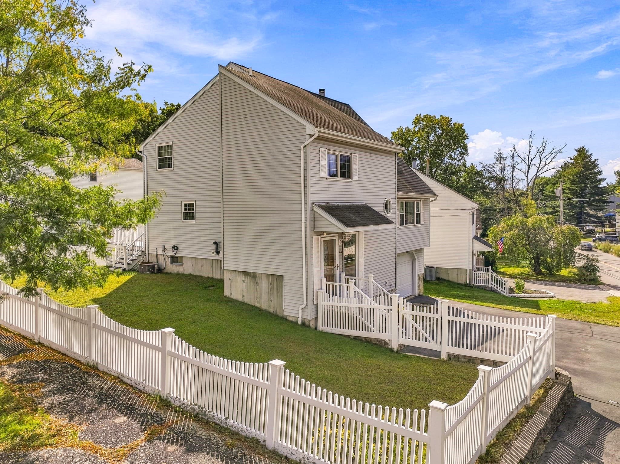 Single Family Residence at 102 Sunderland Rd, Worcester MA 01604, Worcester, photo 26 of 37