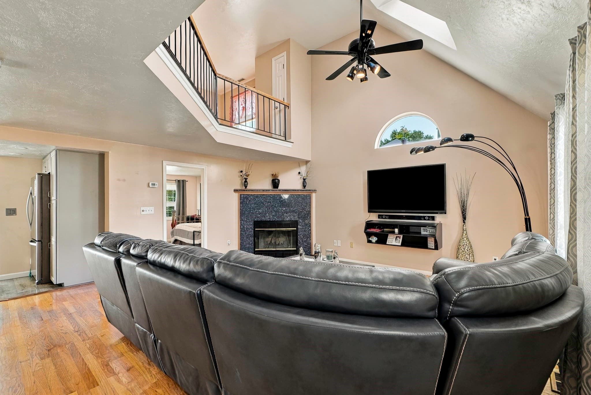 Single Family Residence at 102 Sunderland Rd, Worcester MA 01604, Worcester, photo 5 of 37