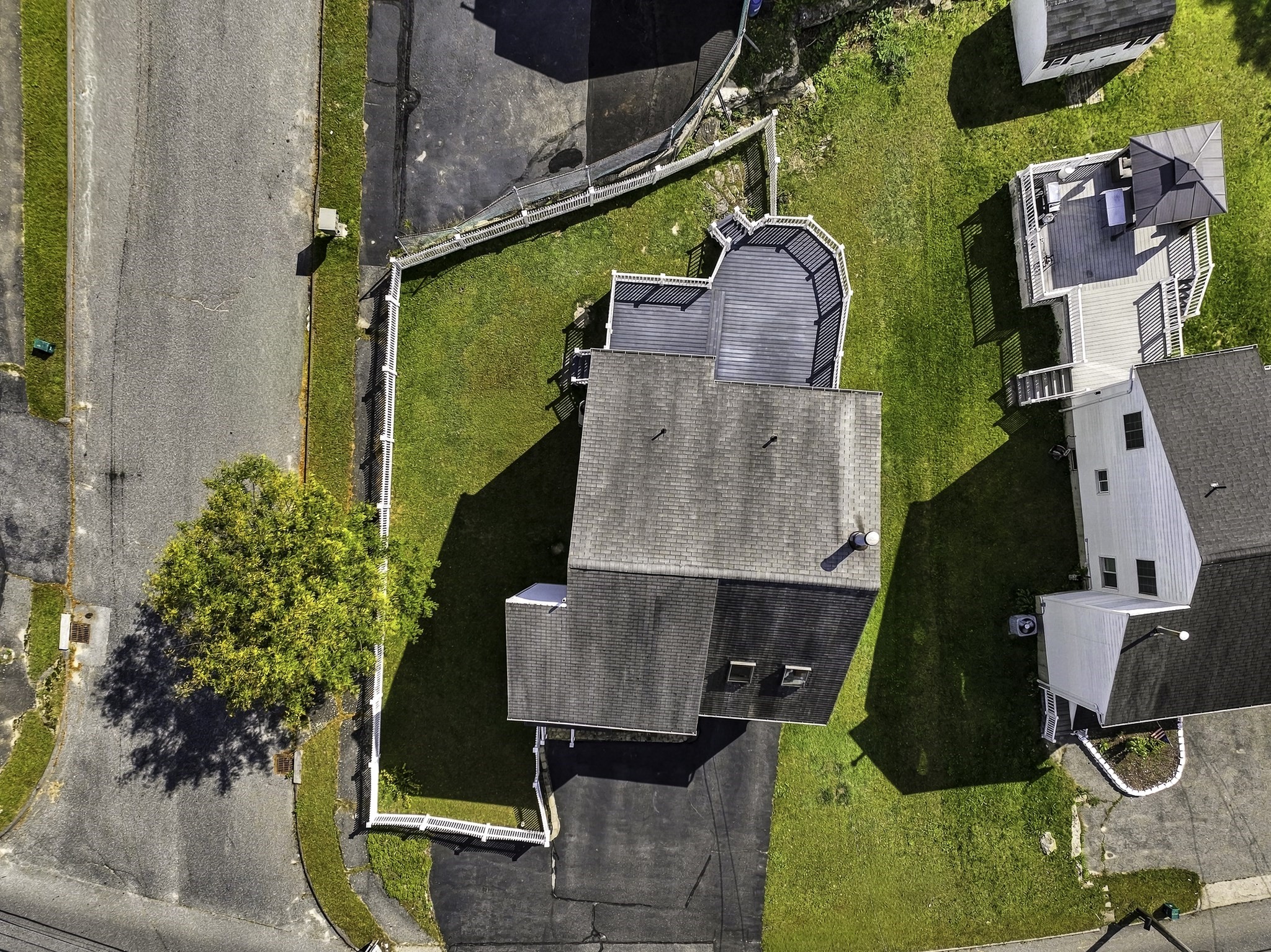 Single Family Residence at 102 Sunderland Rd, Worcester MA 01604, Worcester, photo 34 of 37