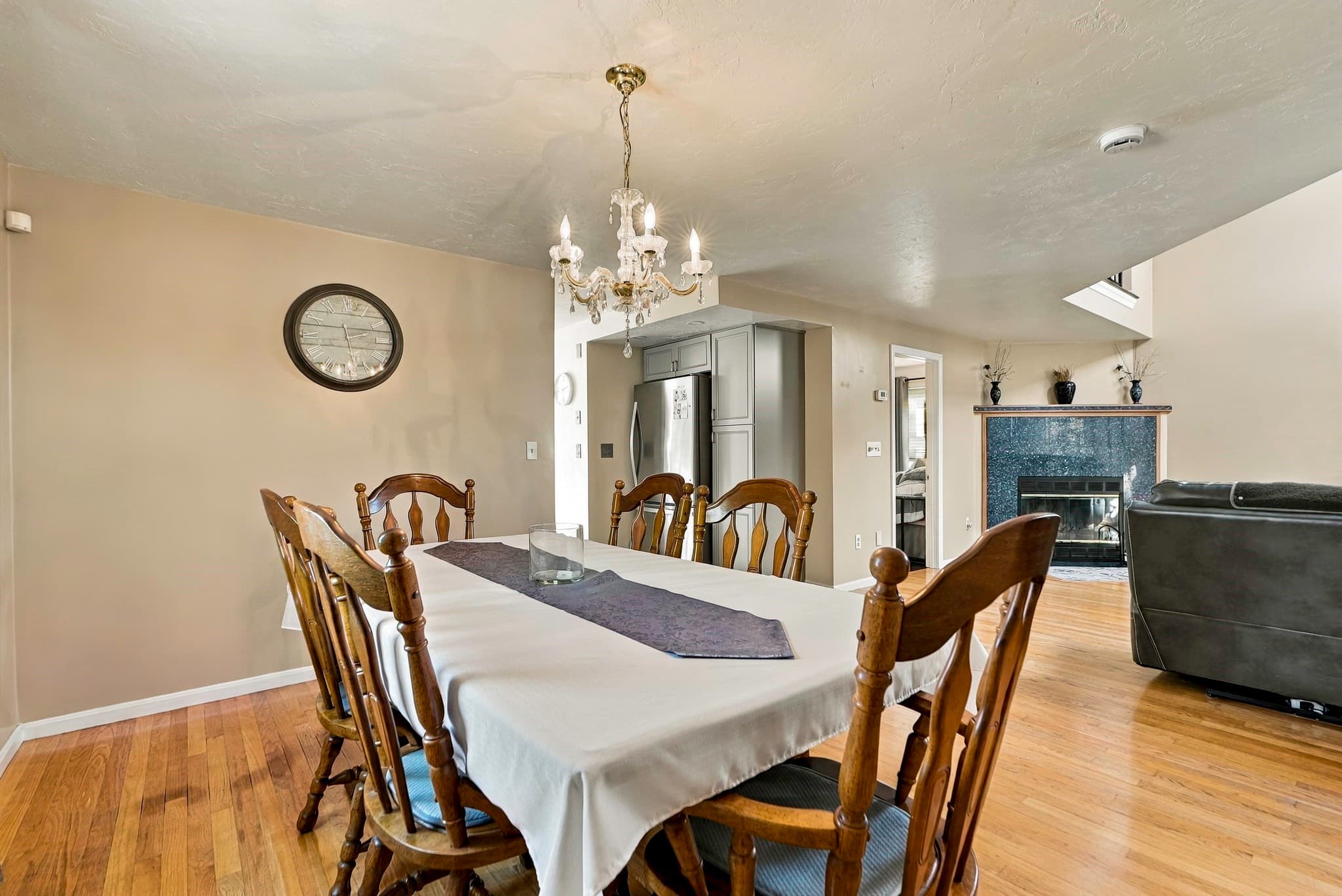 Single Family Residence at 102 Sunderland Rd, Worcester MA 01604, Worcester, photo 8 of 37