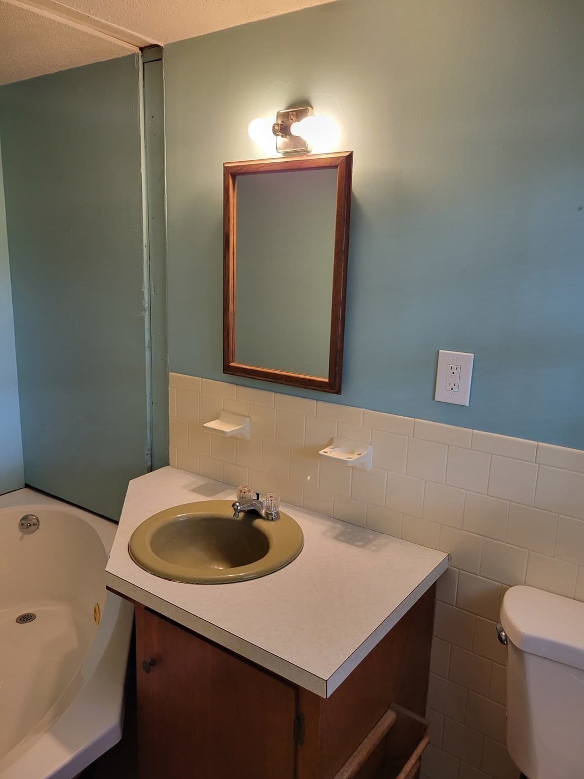 Single Family Residence at 8 Westbury Way, Barnstable MA 02635, Barnstable, photo 12 of 22