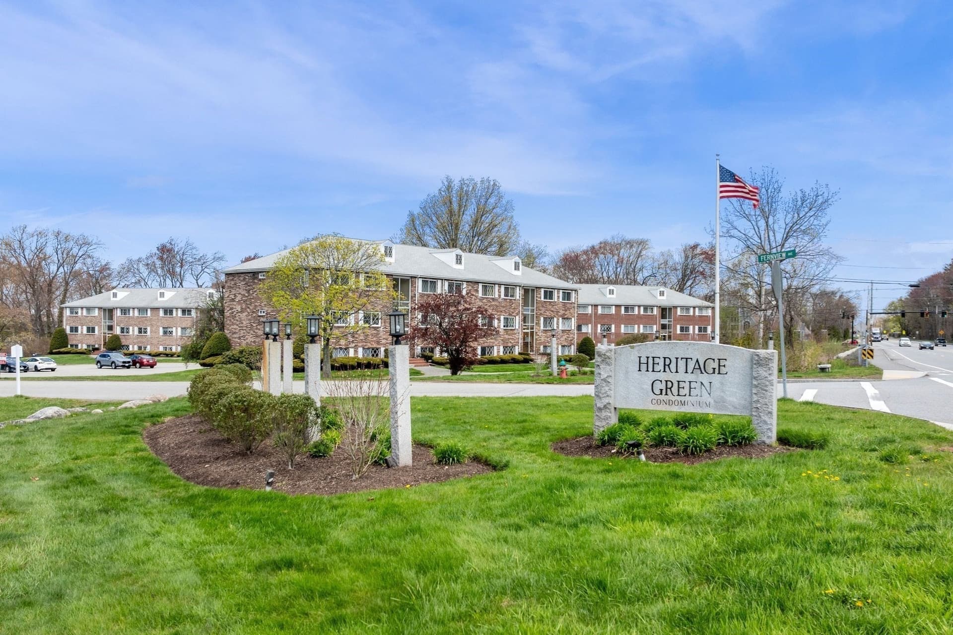 230 Chickering Rd # 12, North Andover MA 01845