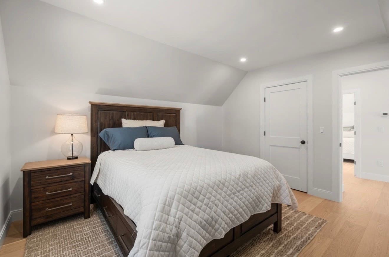 Single Family Residence at 1078 Main St, Melrose MA 02176, Melrose, photo 24 of 29