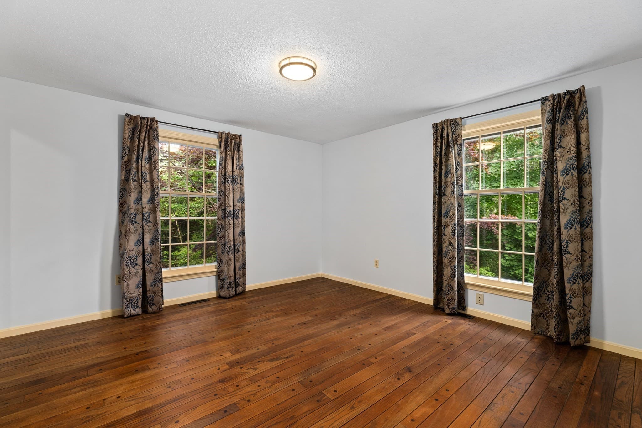 Single Family Residence at 204 Woods Hole Rd, Falmouth MA 02540, Falmouth, photo 17 of 41